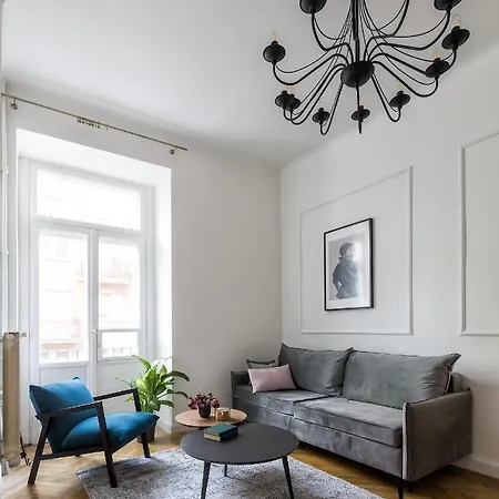 Czarujace Studio W Kamienicy Przy Metro Nowy Swiat Wwa20 Apartament