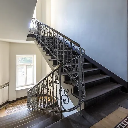 Lägenhet Czarujace Studio W Kamienicy Przy Metro Nowy Swiat Wwa20 Warszawa